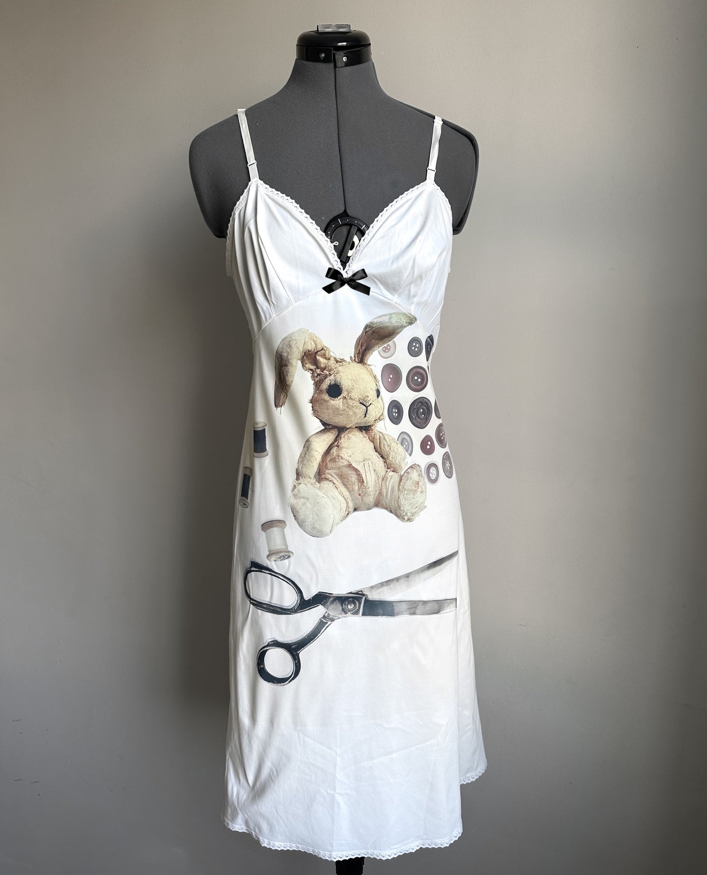 Bunny plush dress (M)